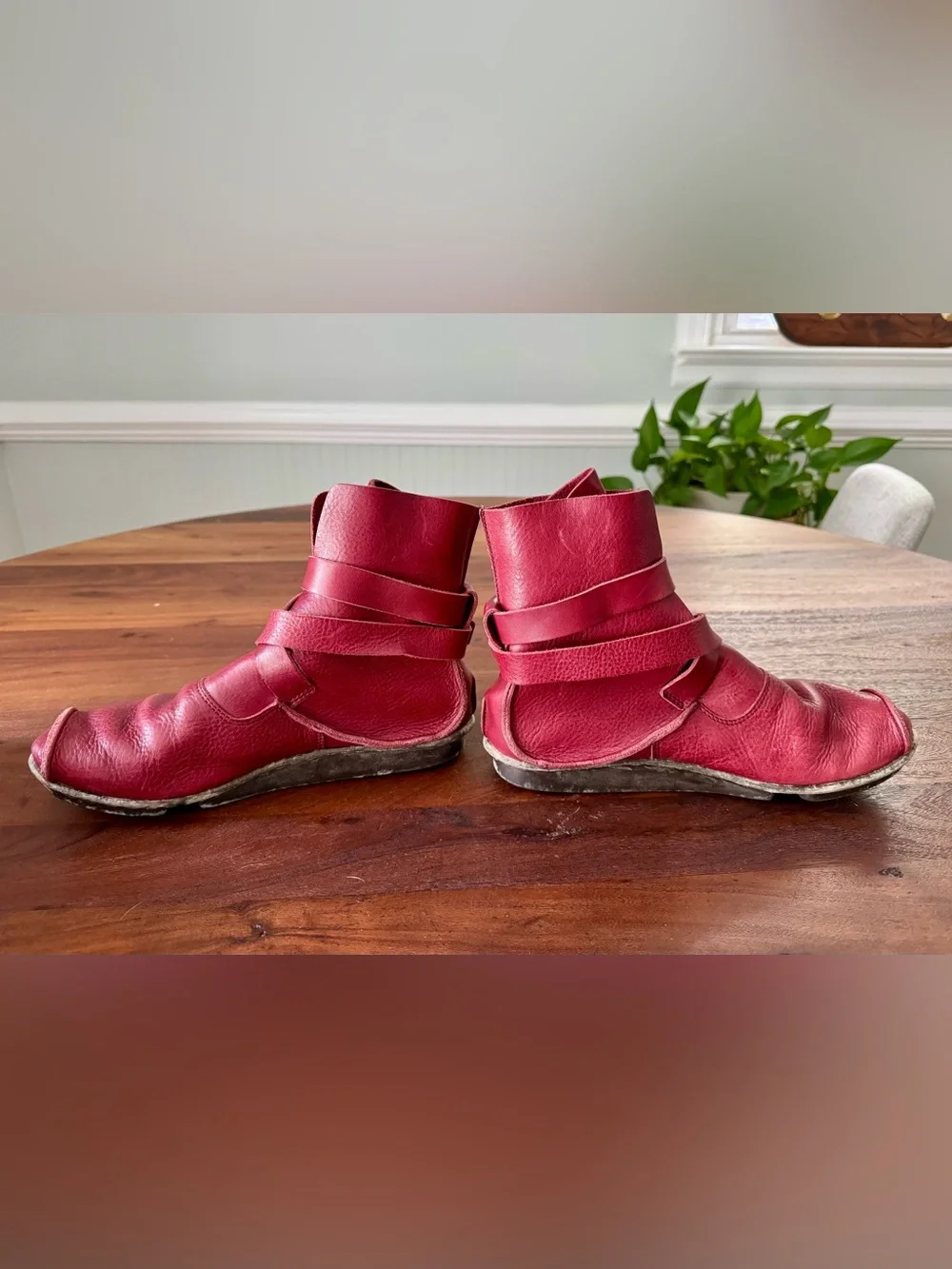 Trippen Women's Leather Strap Ankle Boots Size EU 41 Mild Wine (red) w/box EUC